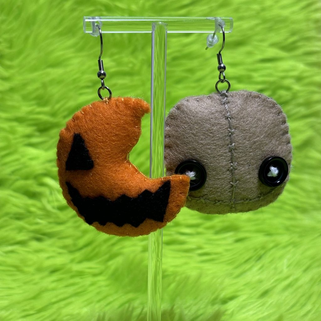 Trick R' Treat Sam Earrings